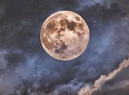 Luna llena en Escorpio 2020 y energía disponible por signos